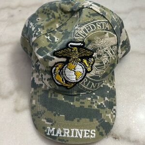 NWT MARINES CURAED HAT ADJUSTABLE BACK. ONE SIZ FITS ALL